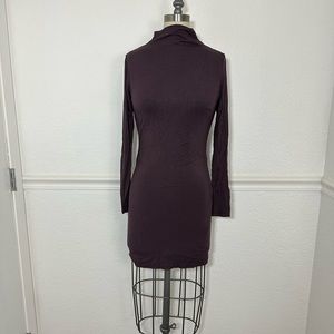 Nanamacs Eggplant Mock-neck Long Sleeve Bodycon Size Small